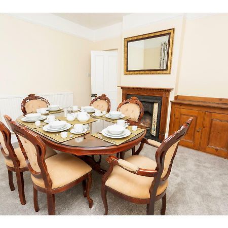 Sandown Villa Holiday Home ディール エクステリア 写真