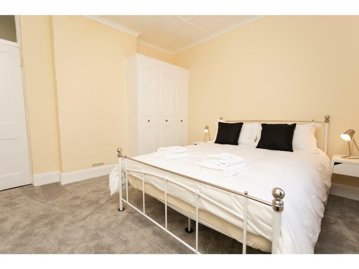 Sandown Villa Holiday Home ディール エクステリア 写真