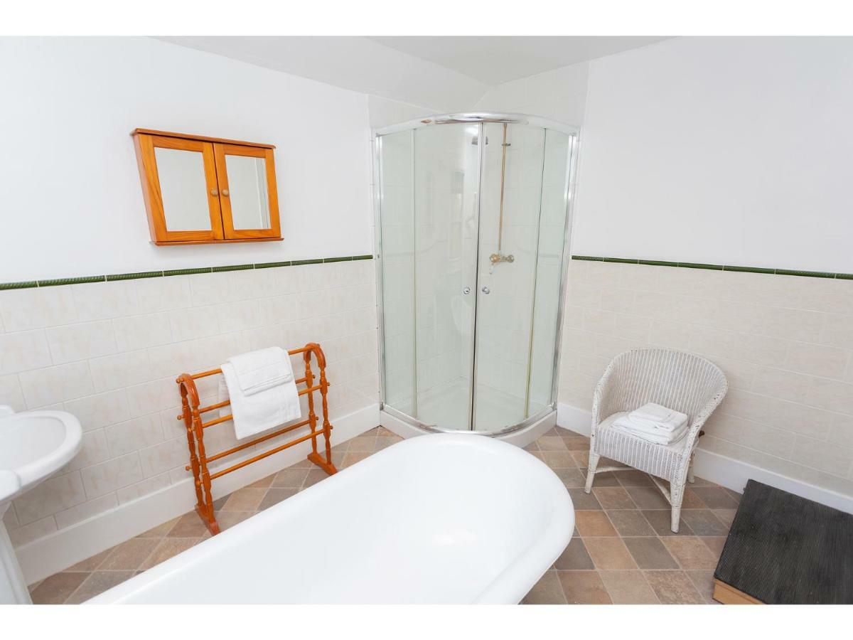 Sandown Villa Holiday Home ディール エクステリア 写真