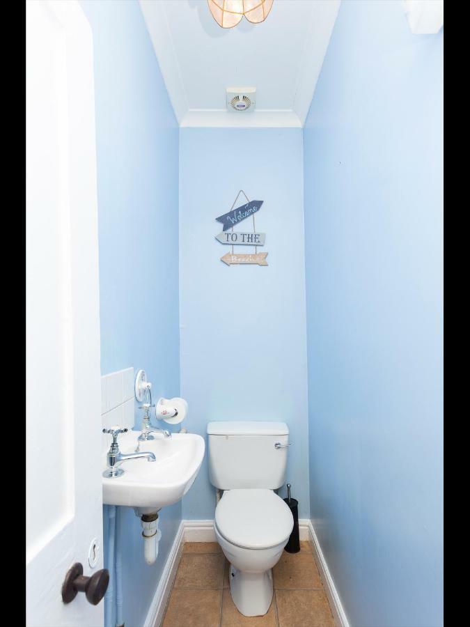 Sandown Villa Holiday Home ディール エクステリア 写真